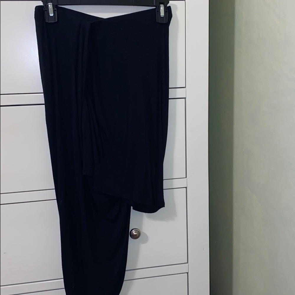 Black long half shirt